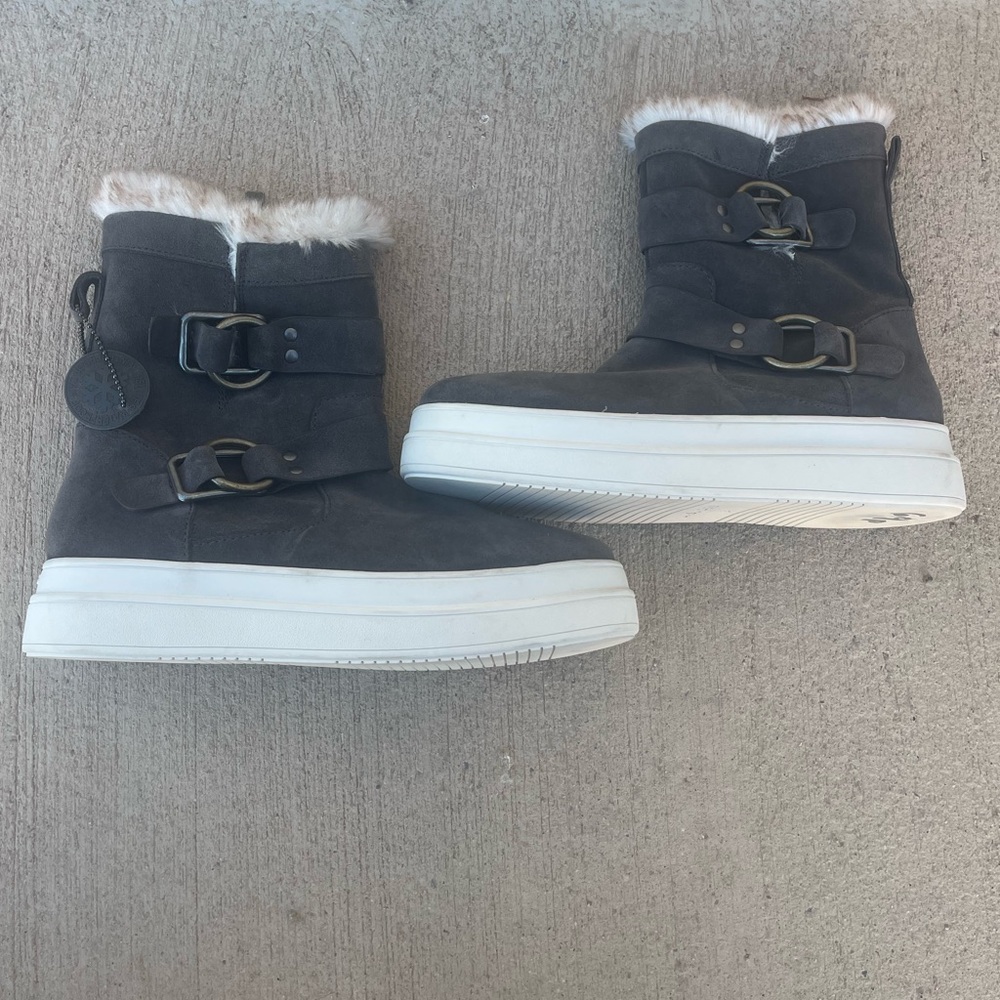 J/Slides Nelly Boots 8.5 Gray Suede Faux Fur Lined Winter Ankle Boots